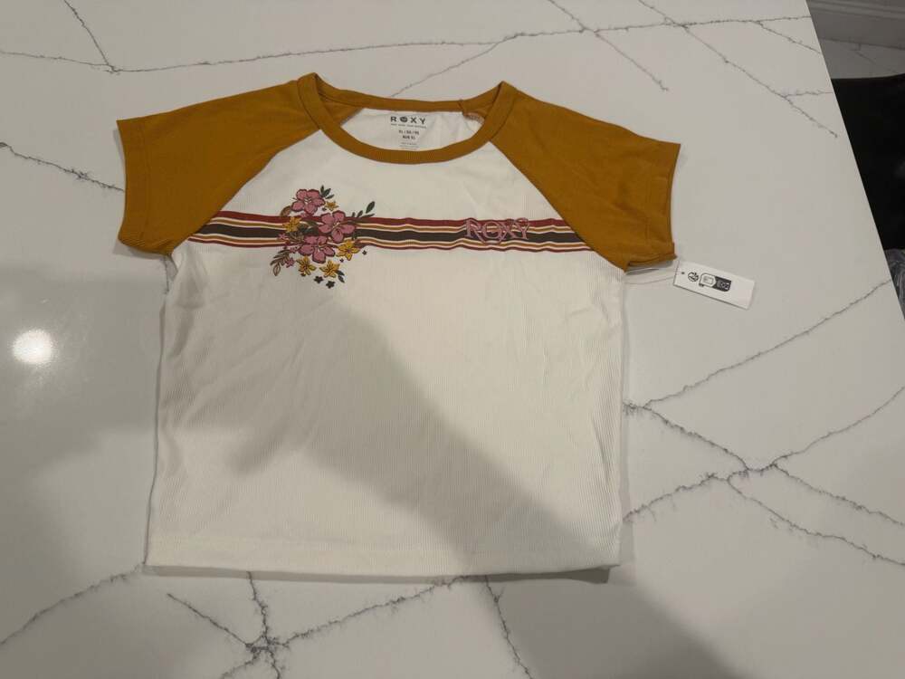 Roxy Retro Heritage Striped Cropped Baby Tee in Buckthorn Brown